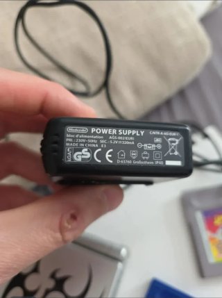 Nintendo Advance SP + 6 Juegos Game Boy