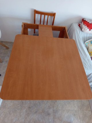 Mesa y 2 Sillas Comedor Madera
