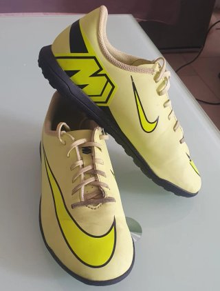 Zapatillas Fútbol Sala Nike Amarillas