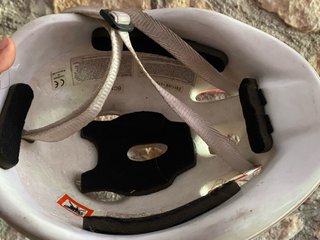 Casco rosa Hello Kitty estrellas