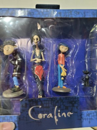 Figura Coraline disney set adorno bruja tim burton