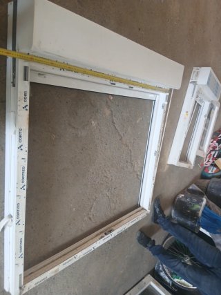 Ventana de PVC blanca