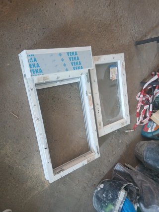 Ventana de PVC blanca