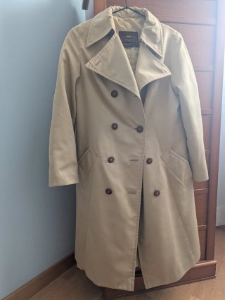 Gabardina beige con forro