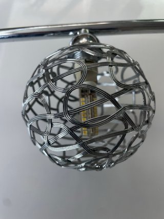 Lámpara de salón esférica de metal