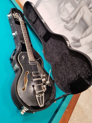 Duesenberg Starplayer TV Outlaw Guitarra