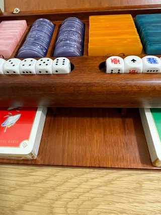Scatola gioco Modiano fiches euro e carte