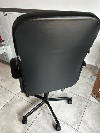 Silla de escritorio negra