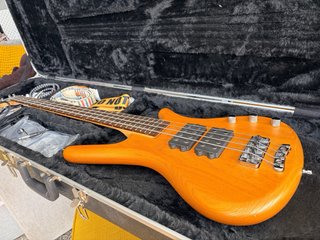 Bajo Warwick Rock Bass Corvette $$ (2x Hunbucker)