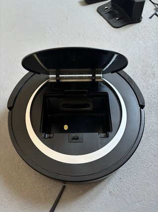 Robot aspirapolvere Ariete con accessori