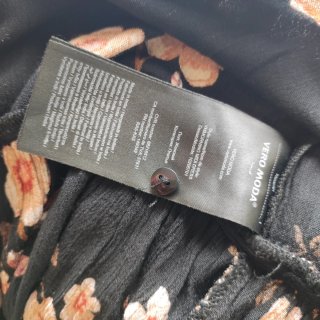 Vestido floral Vero Moda talla M