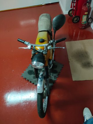 Moto Derbi Antorcha Tricampeona con documentación