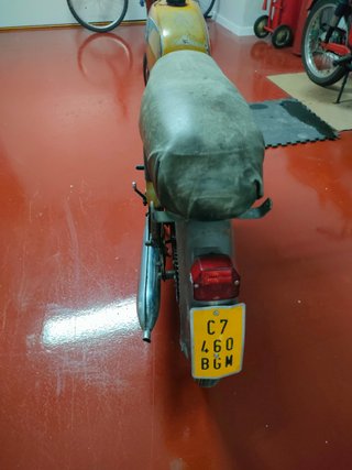 Moto Derbi Antorcha Tricampeona con documentación