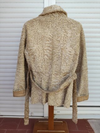 Abrigo reversible de astrakan y napa beige 3/4