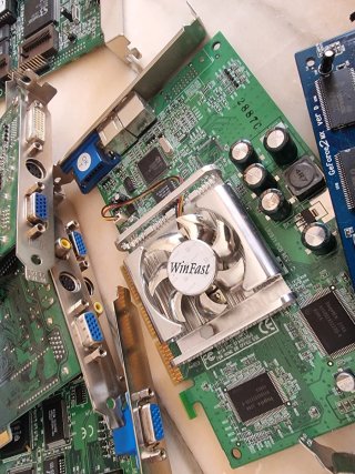 12 Schede Grafiche GeForce e WinFast