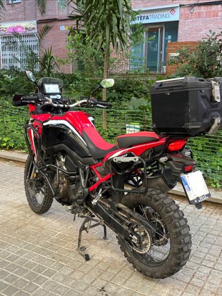 Honda Africa Twin DCT 2020 Roja
