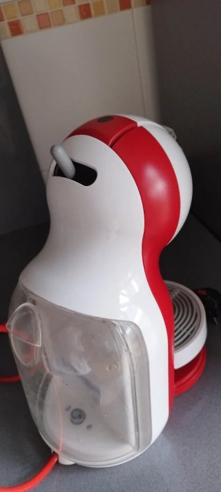 Cafetera Nescafé Dolce Gusto Kups Roja