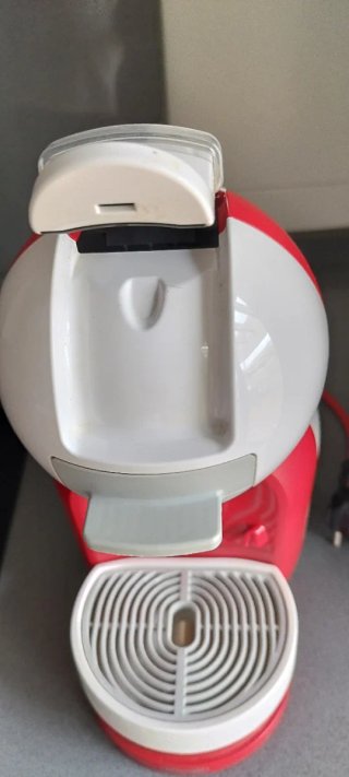 Cafetera Nescafé Dolce Gusto Kups Roja