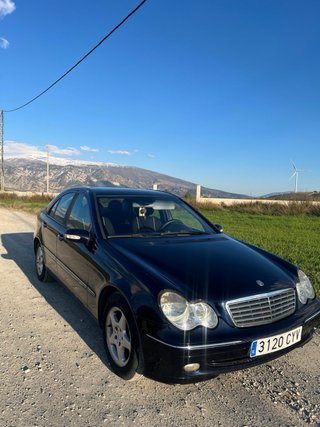 Mercedes-Benz W203 2001