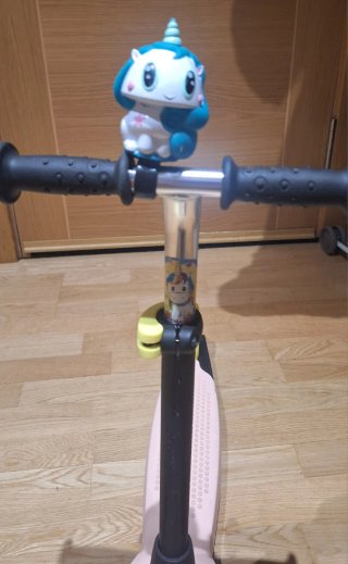 Patinete infantil rosa con unicornio