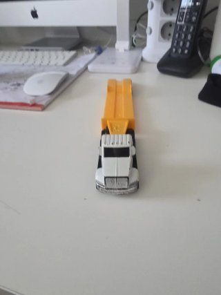 Camioncini e Rimorchio Giallo