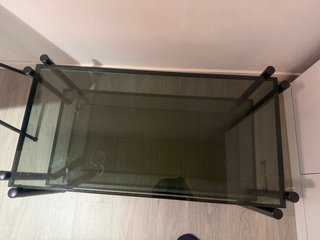 Mesa de centro cristal y metal