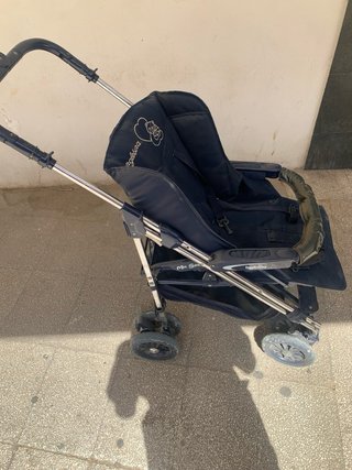 Carrito de bebé en buenas condiciones