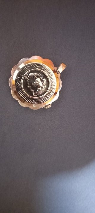 Colgante Reloj Sonic (de cuerda)