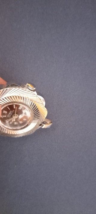Colgante Reloj Sonic (de cuerda)