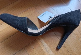 Zapatos tacón Stradivarius negros