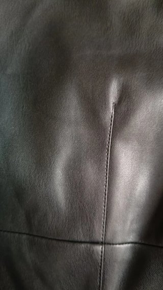 Vestido polipiel negro ajustado