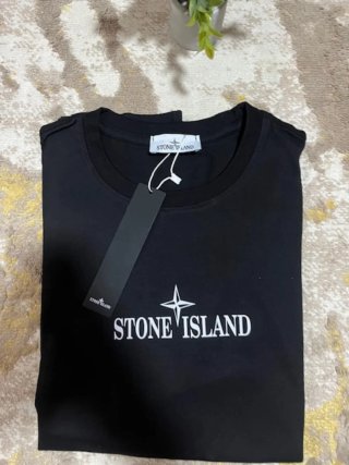Camiseta Stone Island Negra