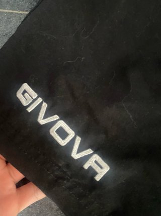 Pantalón corto deportivo Givova negro talla XS