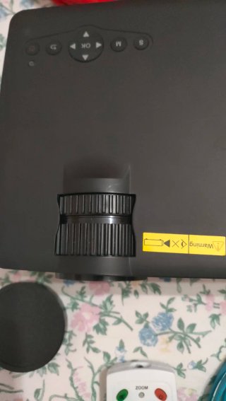 Videoproiettore nero e bianco