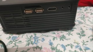 Videoproiettore nero e bianco