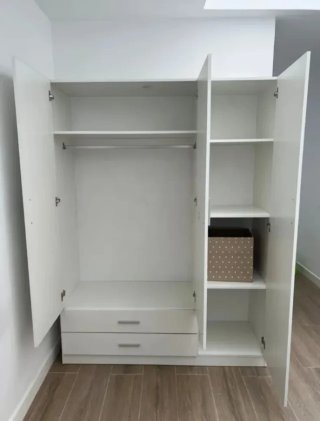 Armarios moderno con colchónes