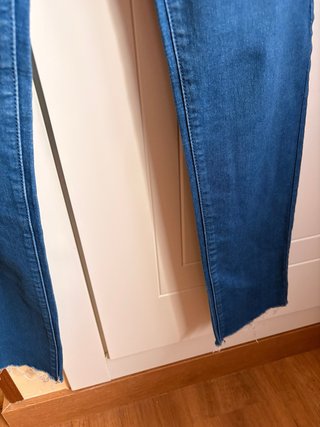 Pantalón pitillo azul Miss Xi