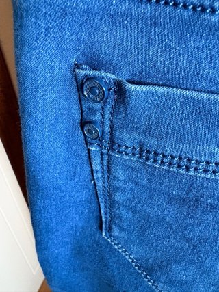 Pantalón pitillo azul Miss Xi