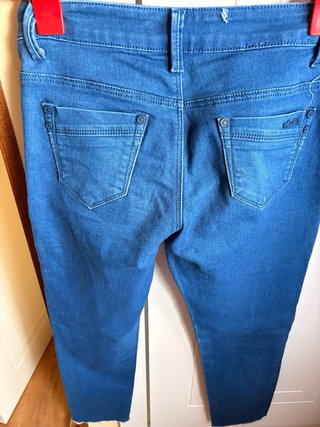 Pantalón pitillo azul Miss Xi