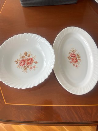Ser  de 2 fuentes de porcelana, ARCOPAL
