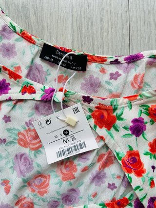 Vestido estampado de flores nuevo con etiqueta
