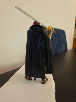 Action Figure Shanks il Rosso One Piece Bandai