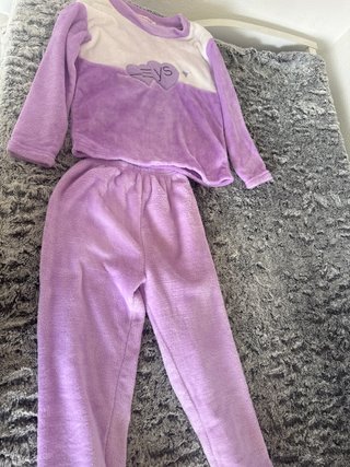Pijama Invierno Morado y Blanco