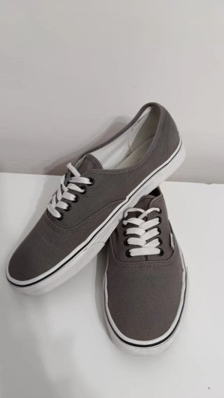 Zapatillas Vans grises