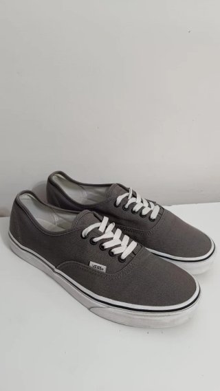 Zapatillas Vans grises