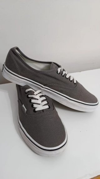 Zapatillas Vans grises