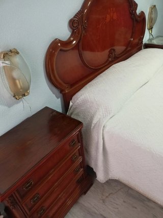 Habitación de matrimonio,  madera de cerezo