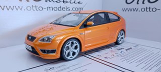 Ford Focus ST mk2 Naranja 1/18 Otto