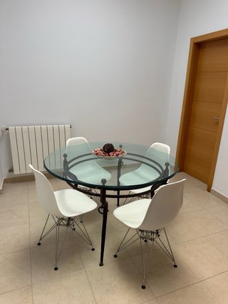 Mesa redonda de forja y cristal blindado + regalo