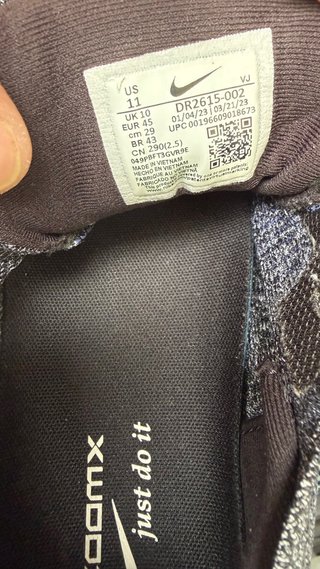 Zapatillas Nike Negras y Blancas